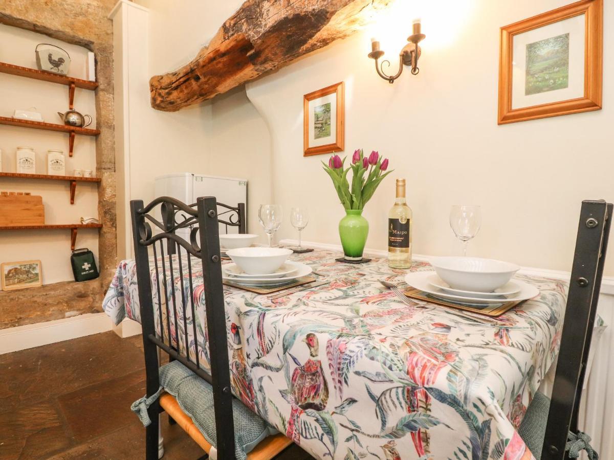 Beehive Cottage Bentham Eksteriør bilde